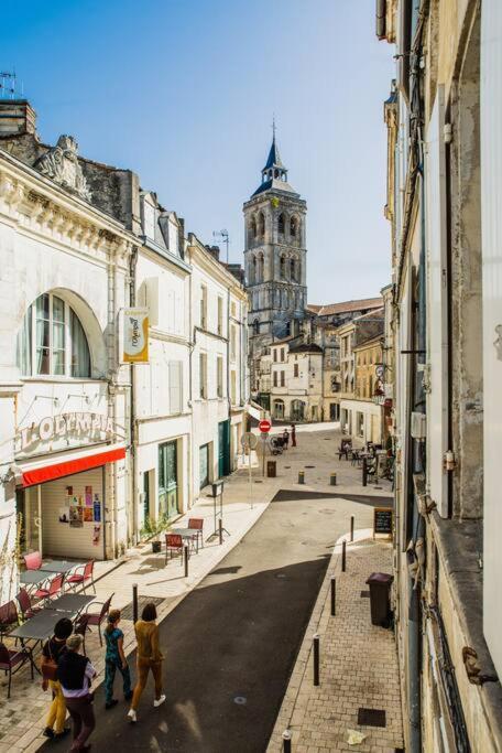 Magnifique T2 Avec Balcon Centre-Ville Cognac Exterior foto